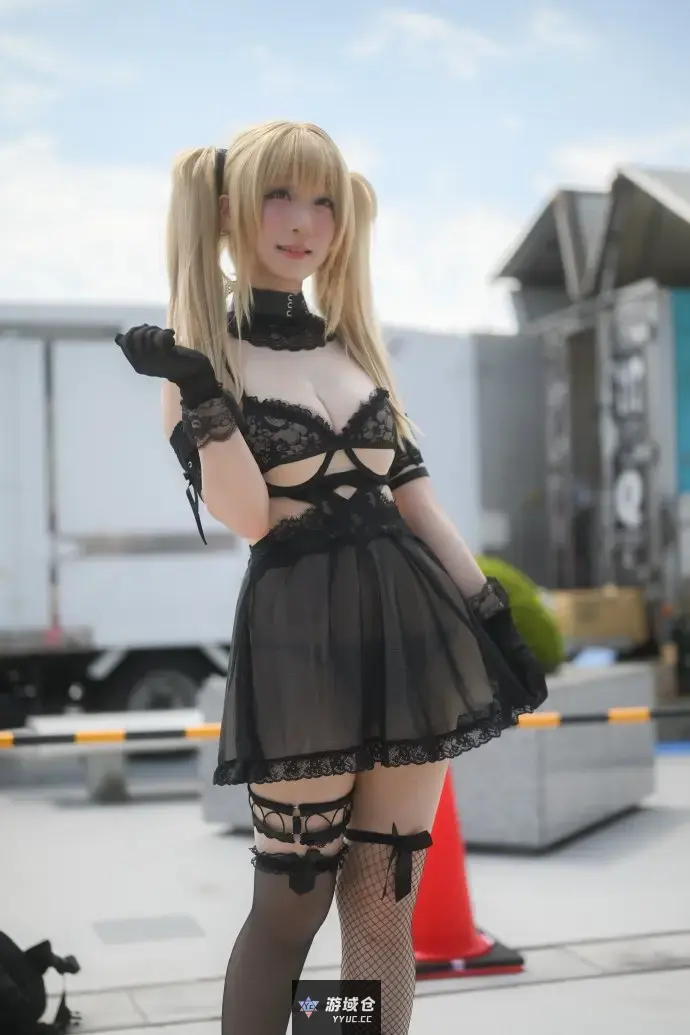 伊织萌 Grok 伴侣Ani Cosplay ​​​
